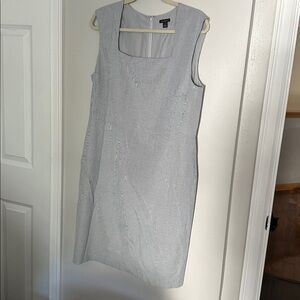 Elegant Navy/white Pinstripe Sleeveless Dress